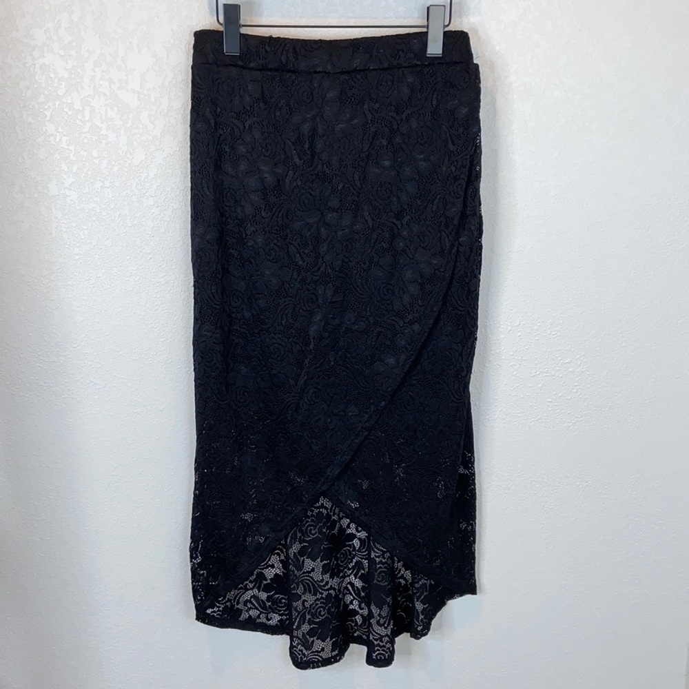 Torrid Black High Low Lace Skirt - Picture 3 of 16